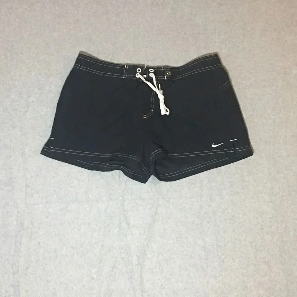 Womens Nike Shorts Size Small Black White Workout Performance Athleisure